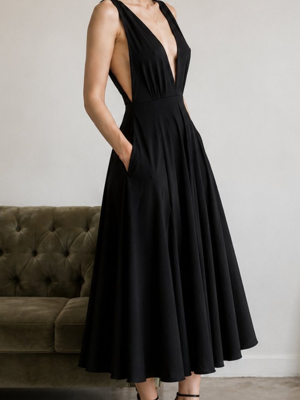 Reformation Plunge Neck Sleeveless Dress Black Small Fit Flare Midi